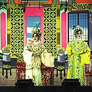 Chinese Theater in Vientiane by Asienreisender