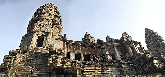 Angkor Wat's towers (prasats) by Asienreisender