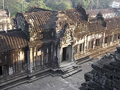 Angkor Wat's Inner Gallery by Asienreisender