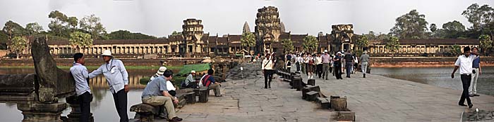 Angkor Wat by Asienreisender