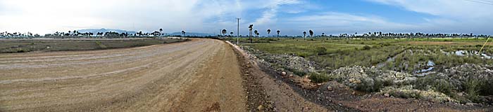 New Ringroad east of Kampot by Asienreisender
