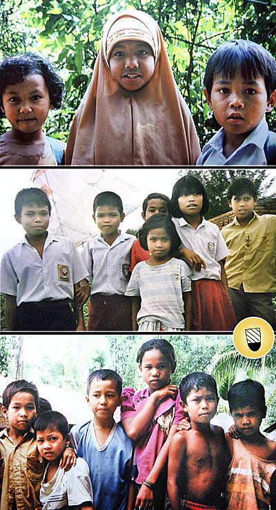 'Children of Sumatra' by Asienreisender