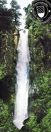 'Sipisopiso Waterfall' by Asienreisender