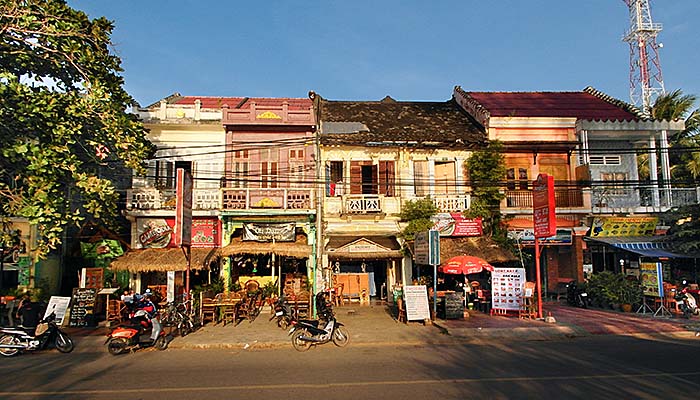 'Kampot, Riverside' by Asienreisender