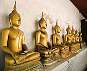 'Buddhas' by Asienreisender
