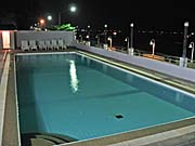 'Swimming Pool in Hadthong Hotel' by Asienreisender