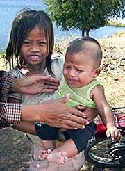 'Crying Baby' by Asienreisender