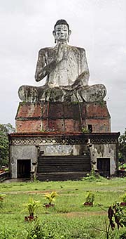 'Huge Buddha Statue near New Wat Ek' by Asienreisender