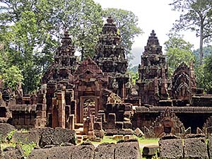 'The Prasats of Banteay Srei' by Asienreisender