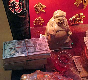 'A Chinese Shrine with Money' by Asienreisender