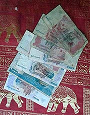 'Cambodian Money' by Asienreisender