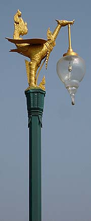 'A Street Lantern in Ayutthaya' by Asienreisender