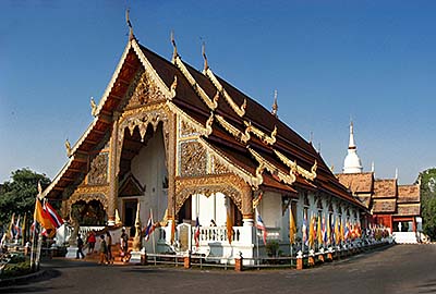 'Phra Singh Temple in Chiang Mai' by Asienreisender