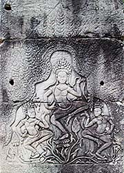 Dancing Apsaras | Pillar Carvings in the Bayon' by Asienreisender